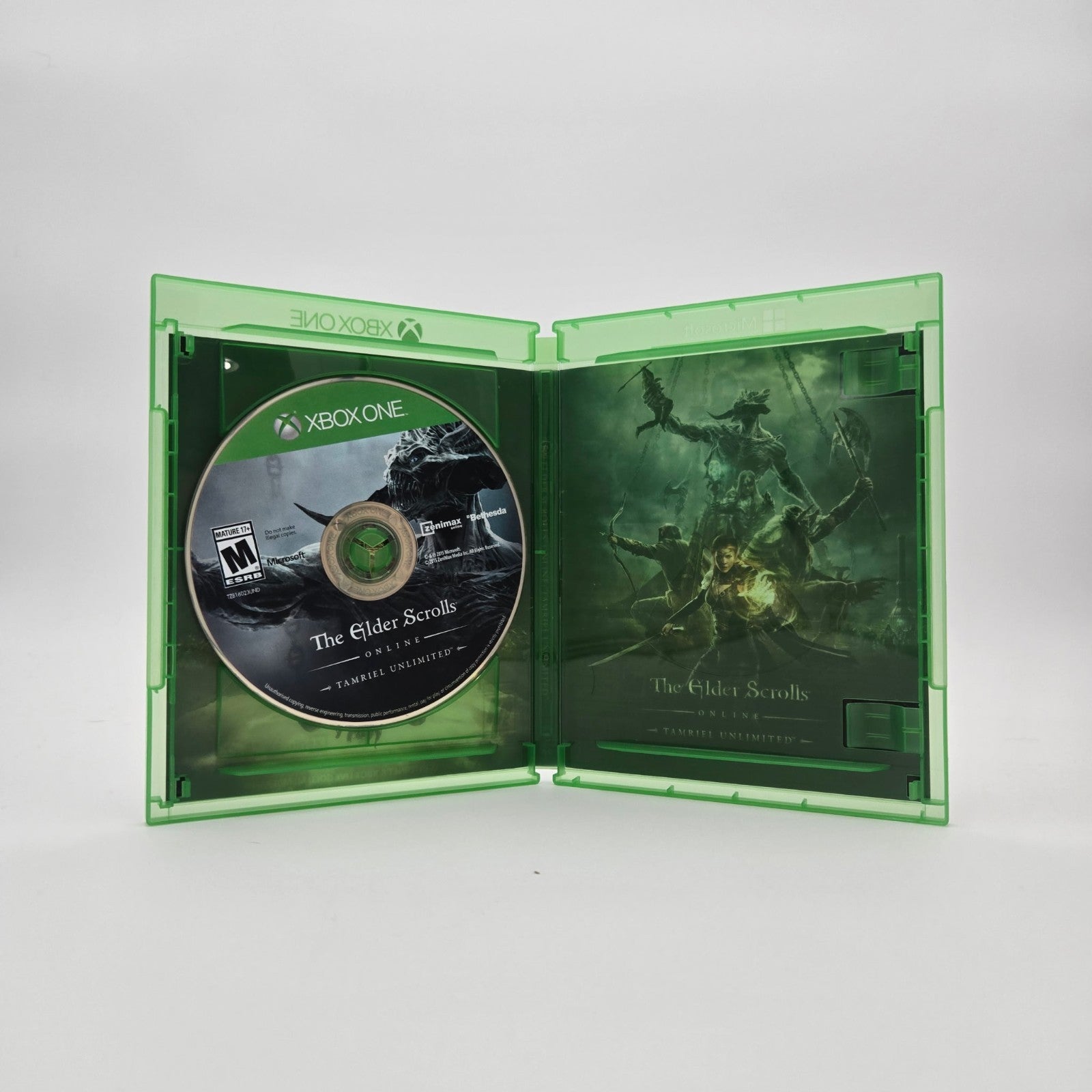 The Elder Scrolls Online Tamriel Unlimited (Xbox One) CIB Complete Authentic