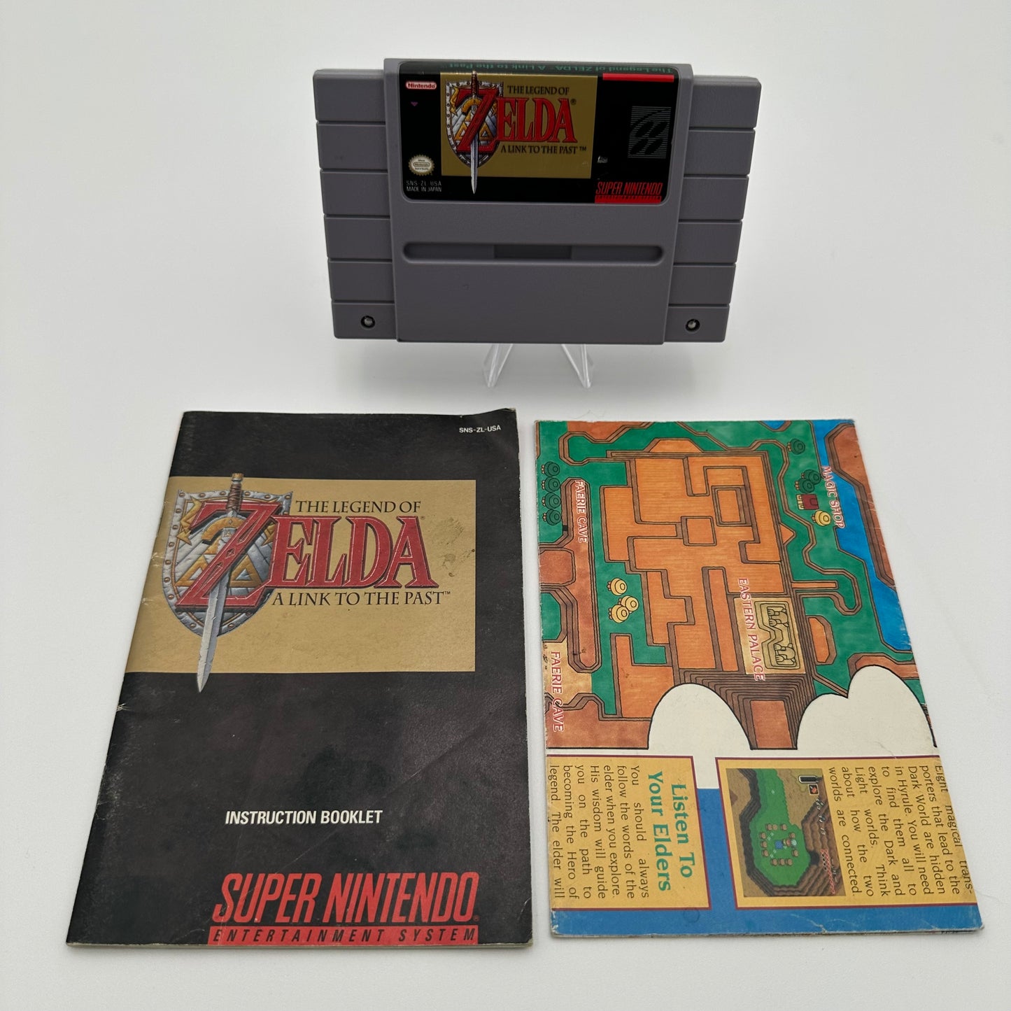 The Legend of Zelda: A Link to the Past - Includes Map & Manual